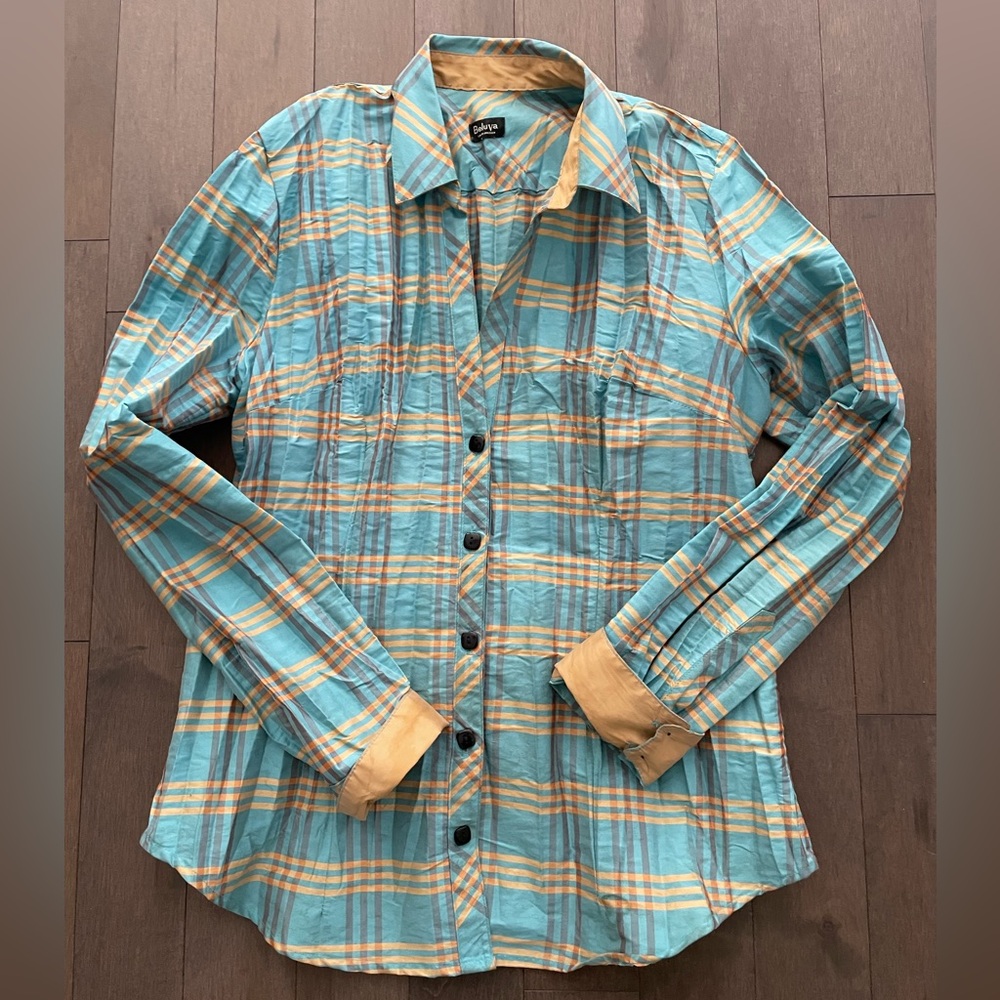 Beluva Casual Blue and Tan Plaid Button Down Shirt
